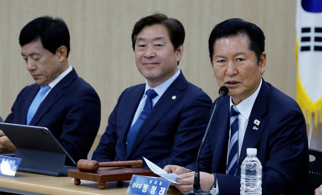 현장최고위 갖는 정청래 대표