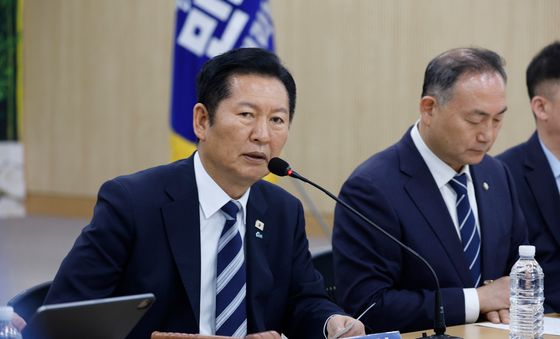 현장 최고위 발언하는 정청래 대표