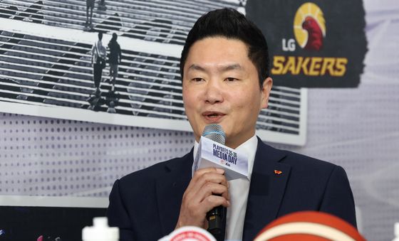 포부 밝히는 SK 전희철 감독