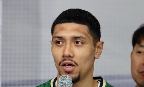 포부 밝히는 DB 이선 알바노