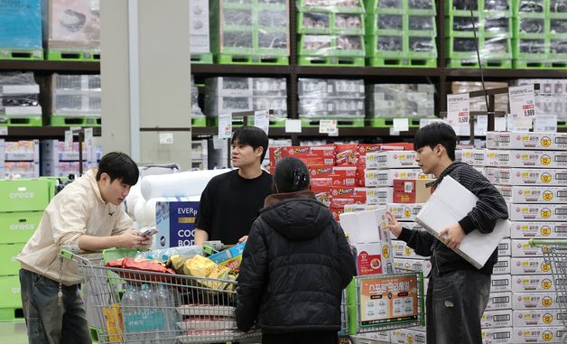 고유가·고환율 여파…창고형 할인점 발길