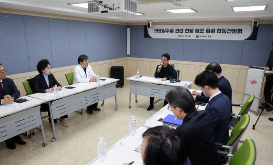 모두발언하는 김민석 국무총리