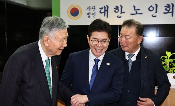 대한노인회 찾은 정원오 후보