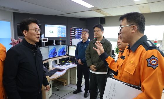 김민석 국무총리, 광주 119구급상황관리센터 방문