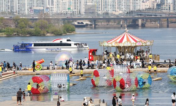 한강에서 만나는 놀이공원