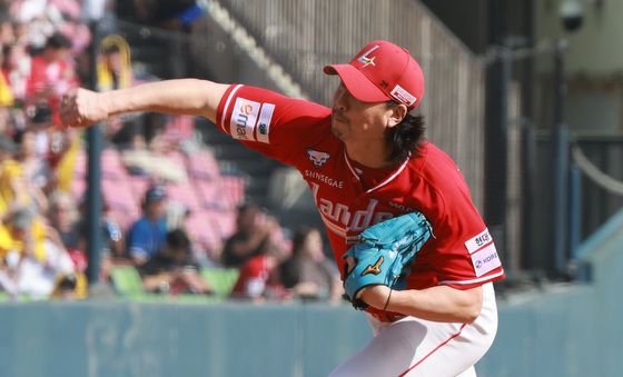 역투하는 문승원