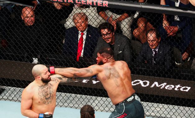 이란 협상 결렬된 날…트럼프는 마이애미서 'UFC 관람'