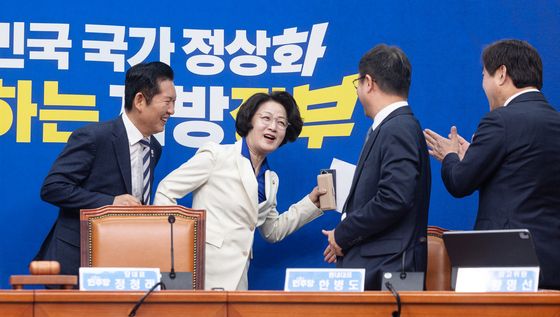 추미애 더불어민주당 경기도지사 후보 '저는 달려가겠습니다'