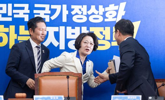 추미애 민주당 경기도지사 후보 "저는 달려가겠습니다"