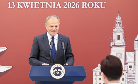 공식 오찬 발언하는 투스크 폴란드 총리