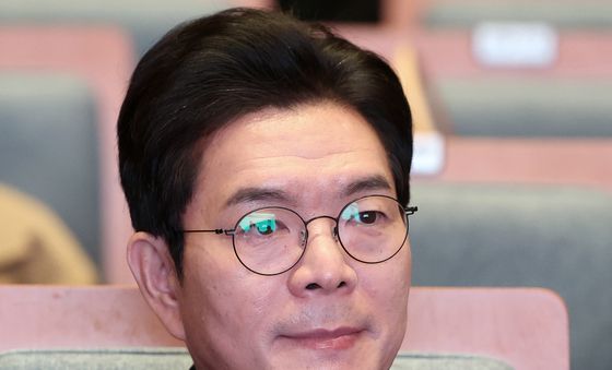 손뼉 치는 정원오