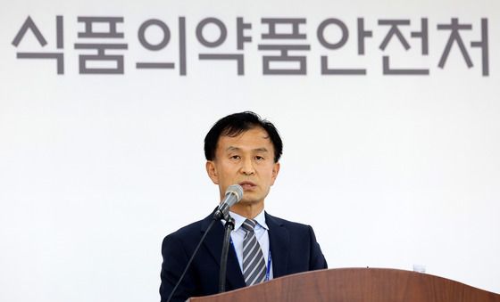 알부민 식품 부당광고 적발 결과 발표하는 백남이 단장