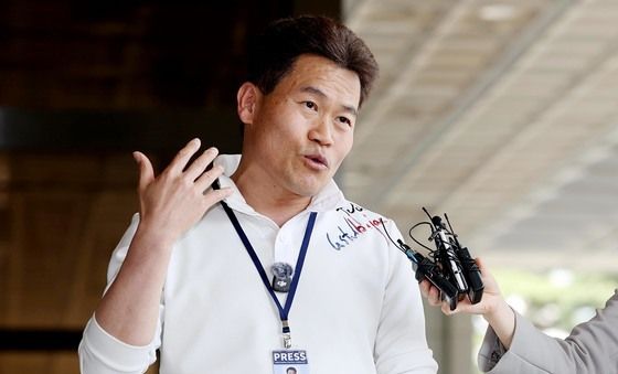 전한길, 영장 청구 전 조사 출석