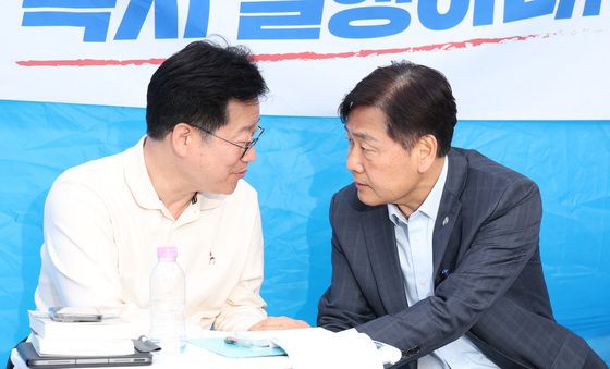 손잡은 안호영·김관영