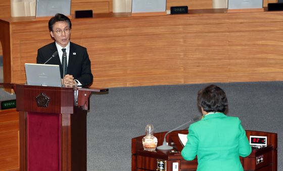 김민석 국무총리, 대정부질문 답변