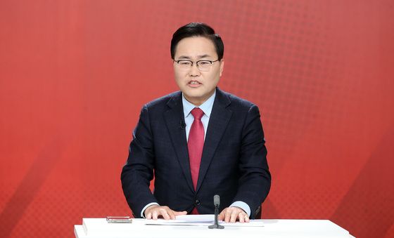 발언하는 홍석준 후보