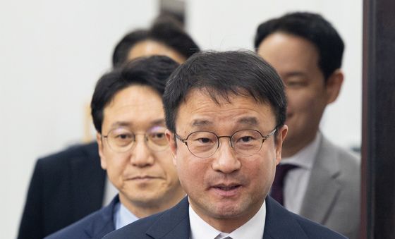 원내대책회의 참석하는 한병도 원내대표