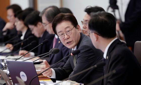 국무회의 발언하는 이재명 대통령