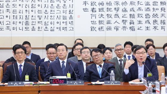 조작기소 국조특위 답변하는 이화영