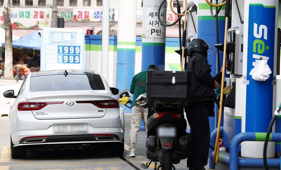 기름 넣기 무섭네…국내 기름값 2000원 돌파 눈 앞