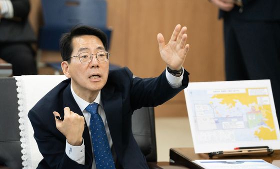 황종우 장관, 인천어선안전조업국 방문