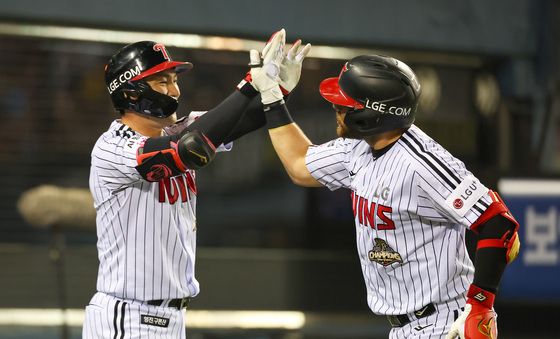 오스틴 '결정적인 홈런 쾅'