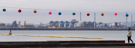 주렁 주렁 달린 부처님오신날 봉축 연등