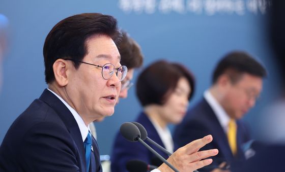 규제합리화위원회 전체회의 발언하는 이재명 대통령