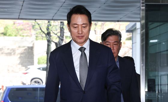 오세훈 서울시장, 정치자금법 위반 관련 공판 출석