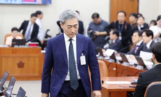 인사청문회 참석하는 신현송 후보자