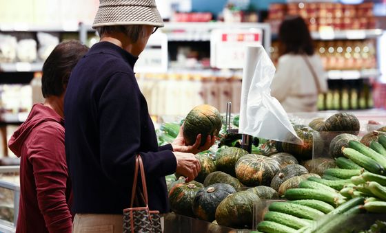 3월 수입물가 16.1% 상승…물가 관리 비상