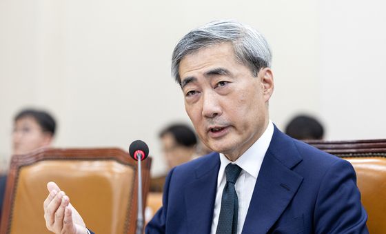 답변 이어가는 신현송 한은총재 후보자