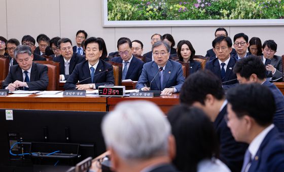 국회 외통위, 외교·통일부 중동전쟁 현안질의