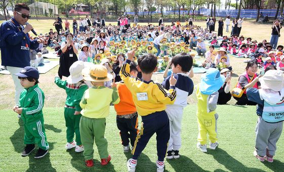 BTS보다 멋지게!