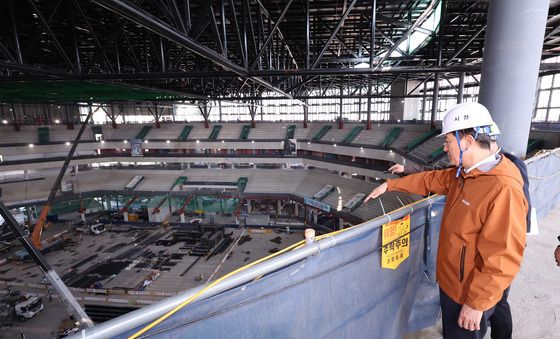 서울아레나 공사현장 찾은 오세훈