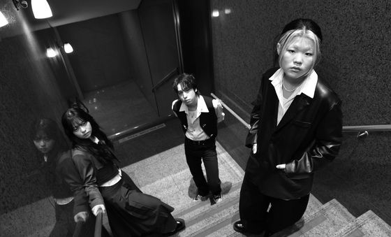 다시 뭉친 '우발라' 이예지·이지훈·송지우