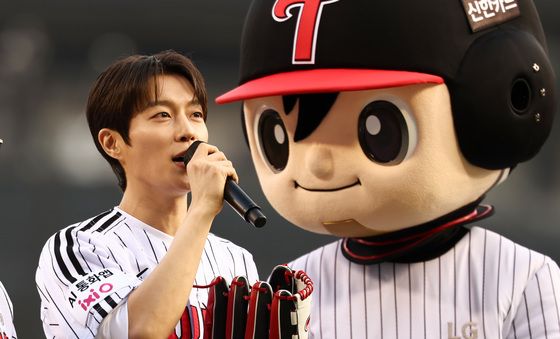 LG '승리 요정' 나선 윤두준