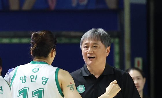 선수들 격려하는 이상범 감독