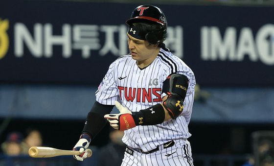 헬멧 돌아간 박동원