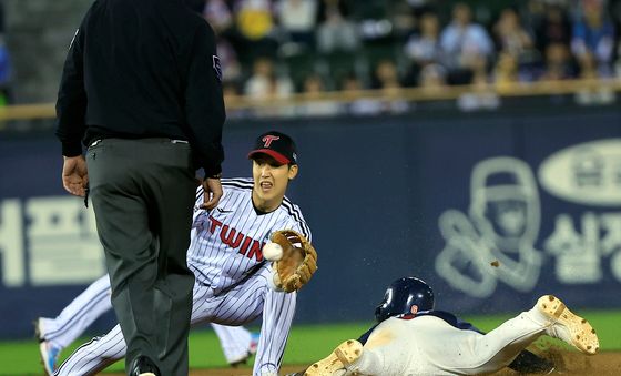 2루 훔치는 한태양