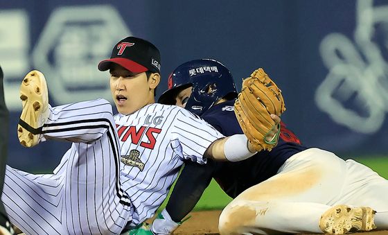 도루 성공한 한태양