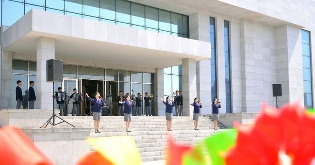 태양절 맞은 북한…전국 각지서 경축행사