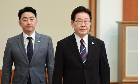 수석보좌관회의 참석하는 이재명 대통령