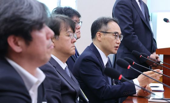 조작기소 국조특위 청문회 답변하는 이원석