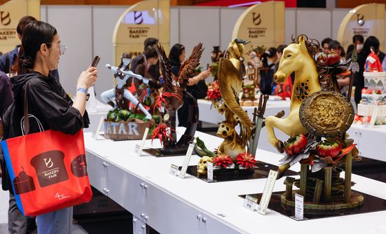 눈길 사로잡는 베이커리 공예 작품