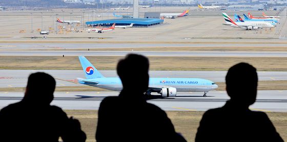 미국 왕복 유류세 112만원 돌파···사상 최대 33단계 책정