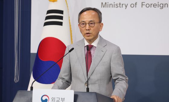 현안 브리핑하는 박일 외교부 대변인