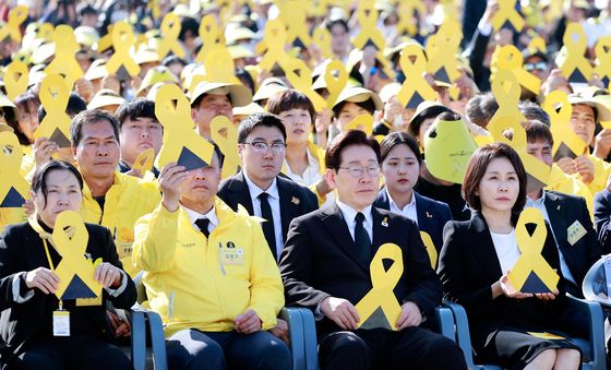 李대통령, 세월호 기억식 현직 첫 참석
