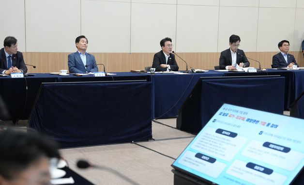 김민석 국무총리, 세계섬박람회 현장 점검