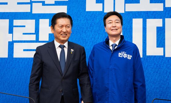 정청래 대표, 1차 인재영입 전태진 변호사